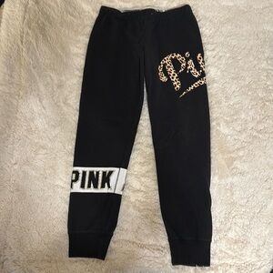 Victoria’s Secret Pink joggers size M